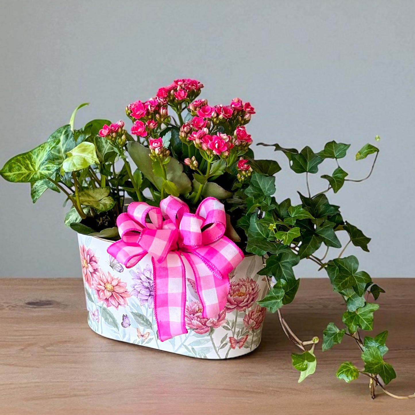 Panier de jardin de plantes pour la fête des mères