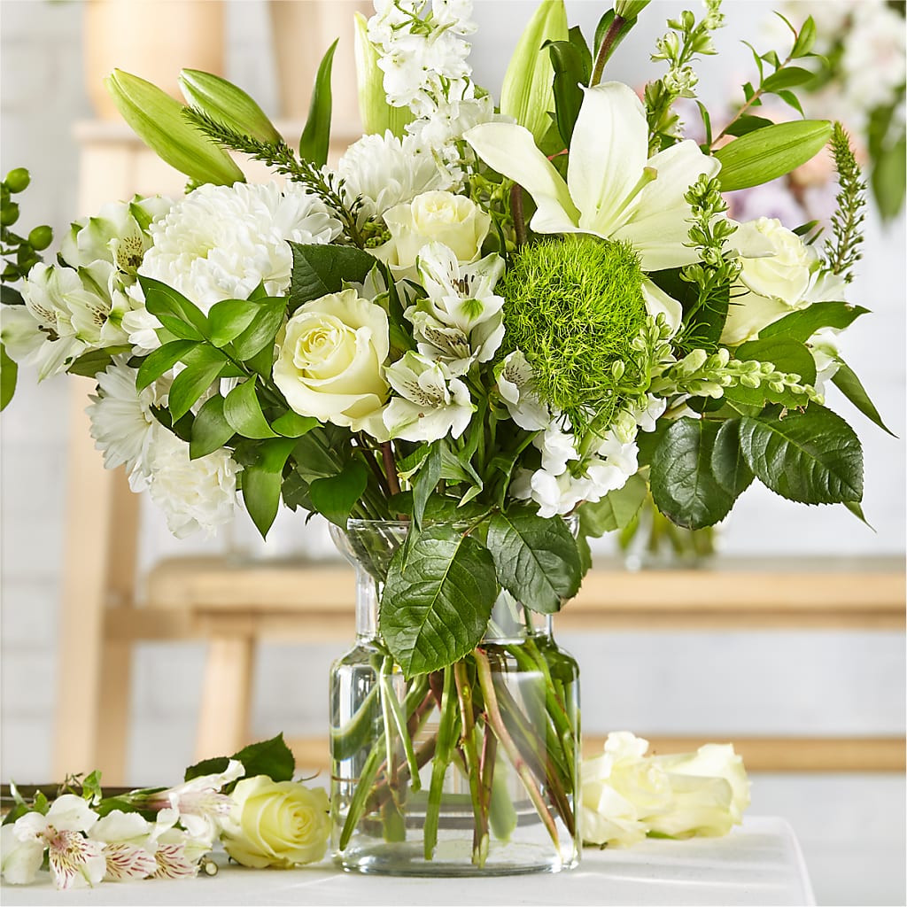 Classic Ivory – A Florist Original – Ballard Blossom Inc, Seattle WA