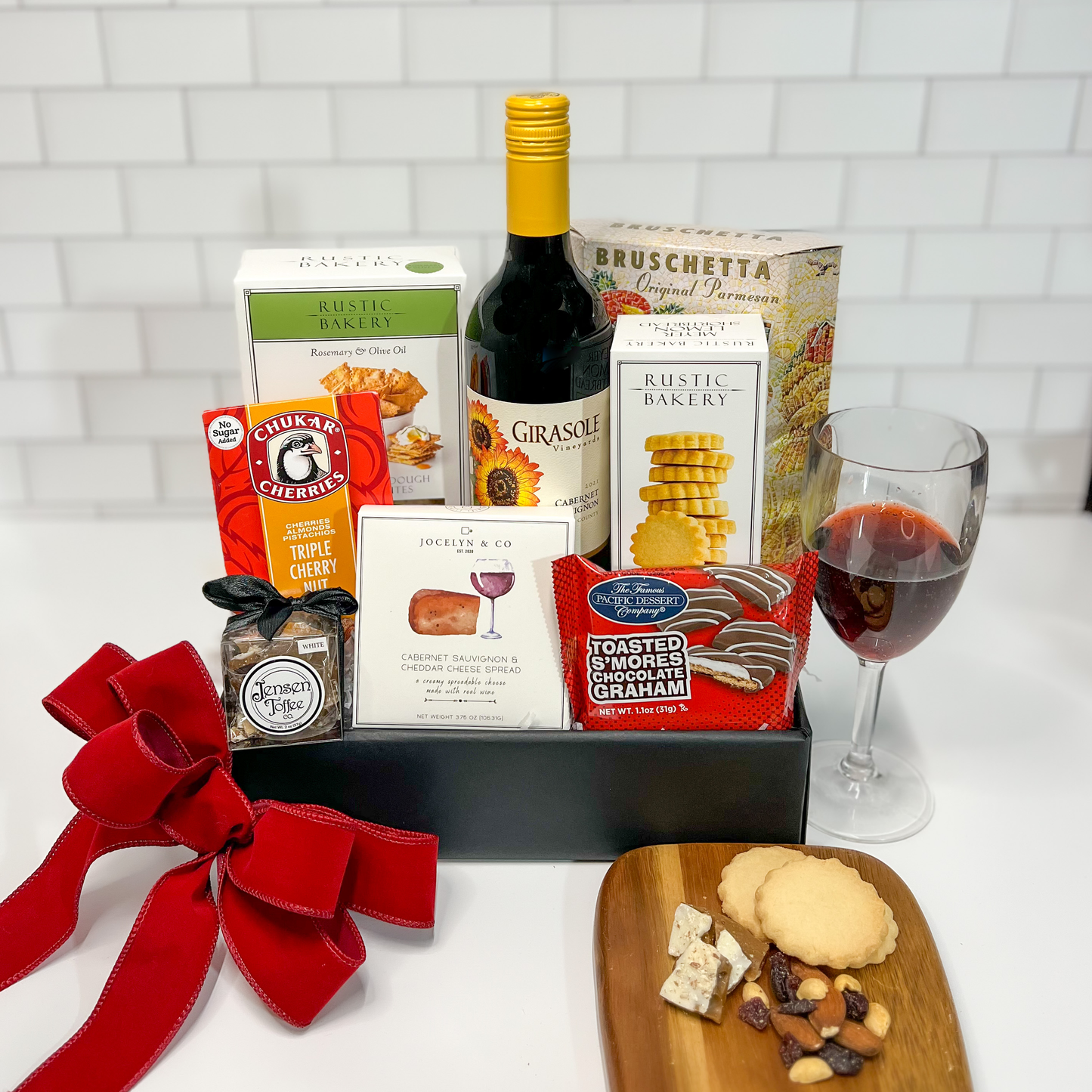 Cabernet Sauvignon Wine and Gourmet Gift