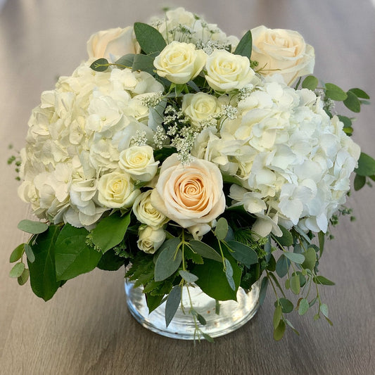 Graceful Creamy White Bouquet