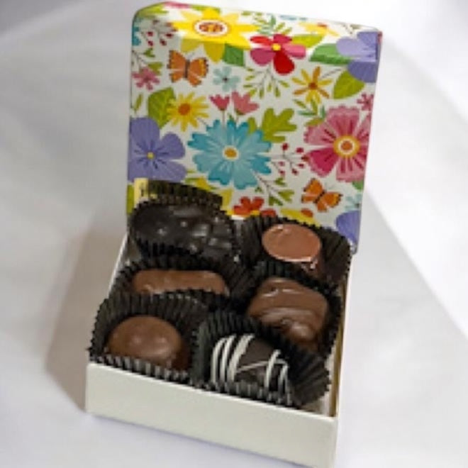 Spring Chocolate 6 Piece Box